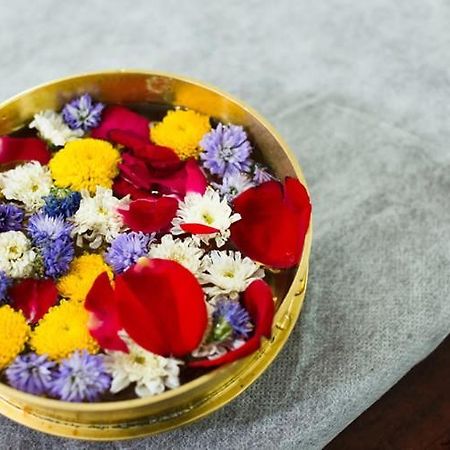 Hotel Pookodans International Kondotty Eksteriør billede