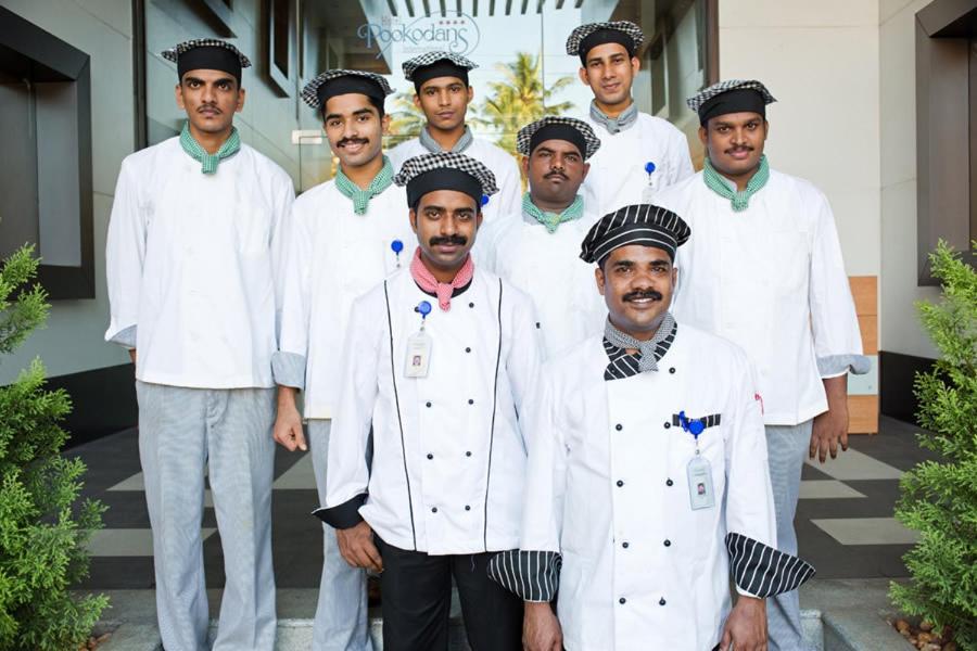 Hotel Pookodans International Kondotty Eksteriør billede